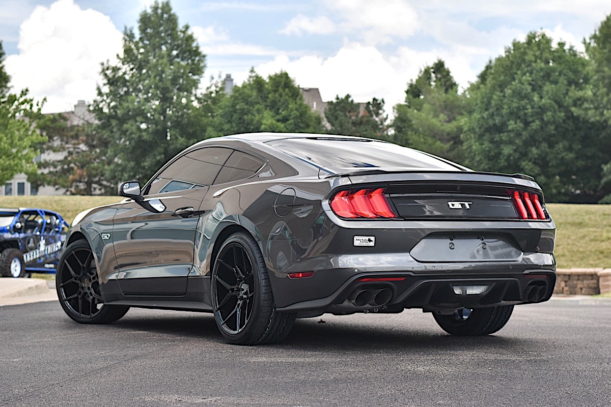 Ford Mustang with Giovanna Wheels Haleb